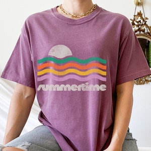 Summertime Sunset Waves Oversized TShirt, Comfort Colors Tshirt, Womens Graphic Tees, Retro Shirt, Festival Outfit, Boho Sun Moon Shirt