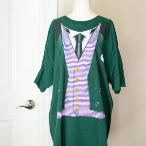 Disney Parks Haunted Mansion Costume T-Shirt “Ghost Host” – Adult 2XL Great Condition Name Tag Halloween Theme Park Disney World Disneyland