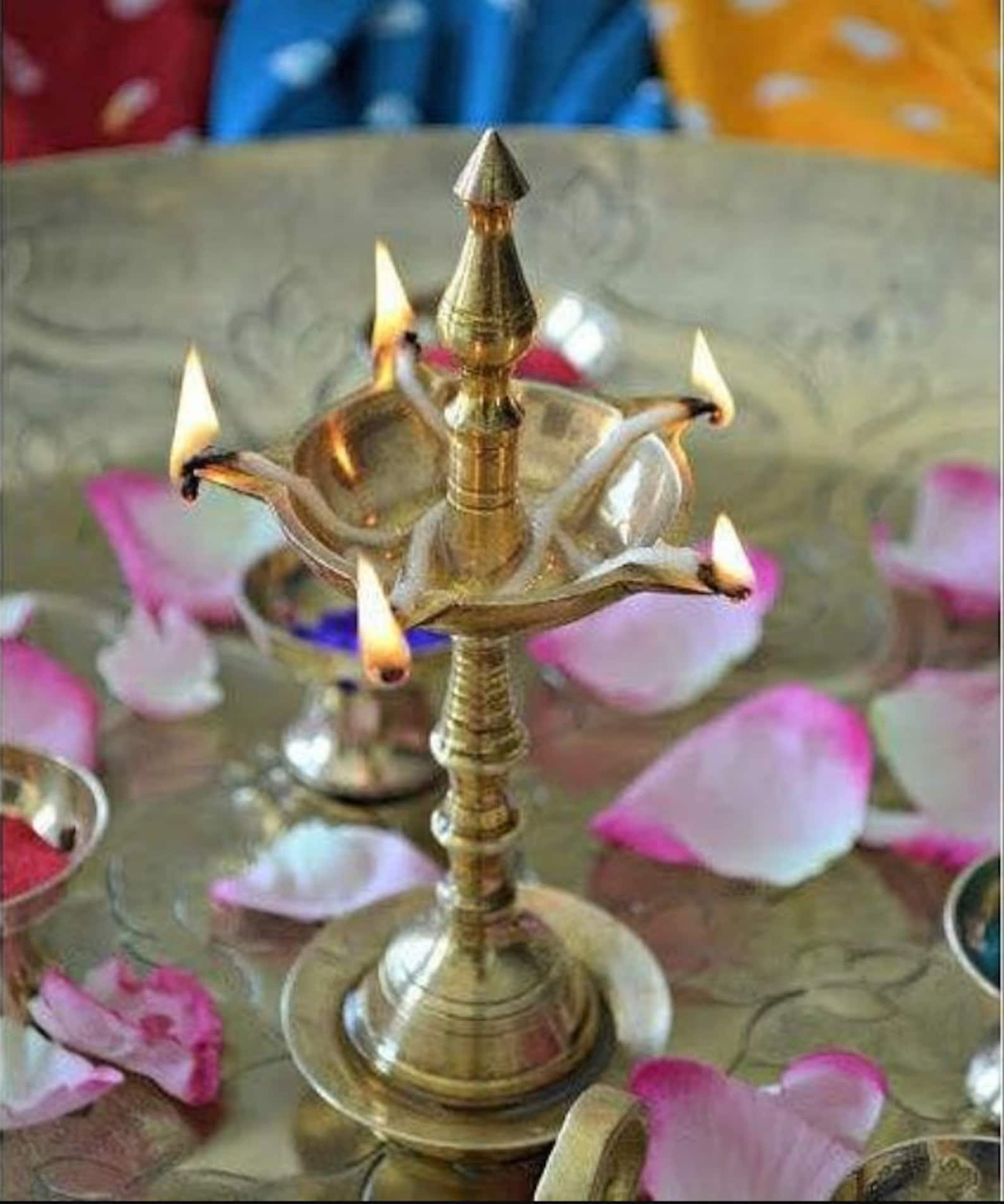 Shubhkart Kerla Samai Messing Öllampe - Handgefertigte Diya Lampe 15cm Für Pooja