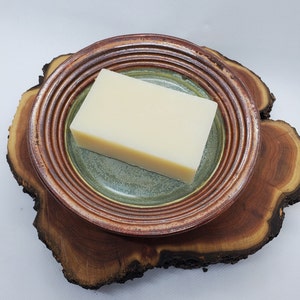 Ceramic soap dish