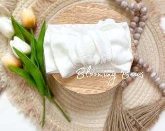 White pointelle knotted headband I Pointelle handmade headband and hair bow I Handmade summer hair bows