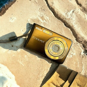 Nikon Coolpix S210 8MP Digital Camera with 3x Optical Zoom Y2K