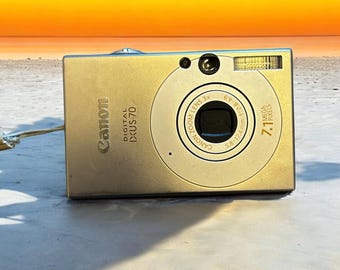 Canon Digital IXUS 70 7.1MP 3x Zoom Compact Digital Camera