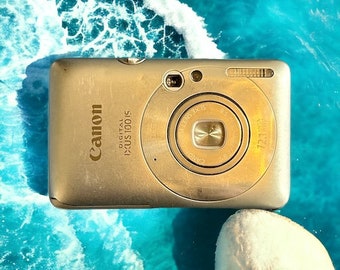 Canon IXUS 100 IS 12.1 MP Digital Camera 3x Optical Zoom Silver Y2K