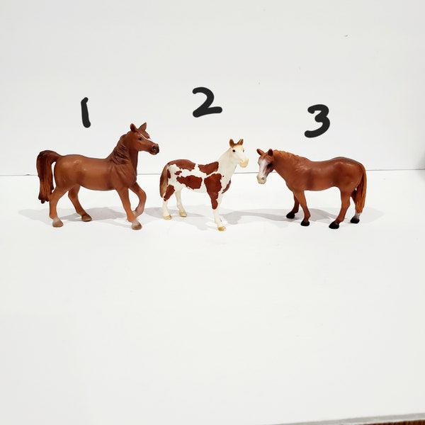 Schleich 5" Chestnut Brown Horse 2001, 1998 Schleich Horse Brown & White Pinto Stallion, Schleich 5" Horse Figure Brown Quarterhorse 2000