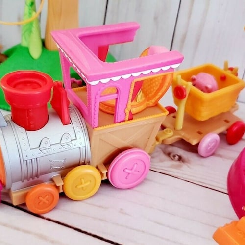 Mini Lalaloopsy Treehouse, Ferris Wheel, RC Convertible & Silly Pet Parade Train Tons of EXTRAS shops !