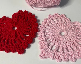Posavasos de ganchillo con forma de corazón