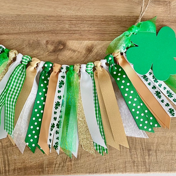 St. Patrick’s Day Garland | St. Patrick’s Day Photo Backdrop | St. Patrick’s Day Mantle Decor | St. Patrick’s Day Party Decor