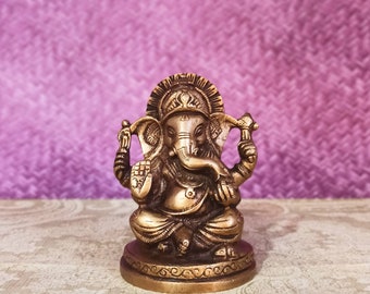 Handmade Brass Ganesha Statue 5" - Ganpati Idol, Hindu Decor