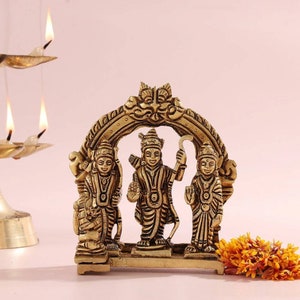 Brass Ram Darbar Statue: Hindu God Family Altar, 10cm