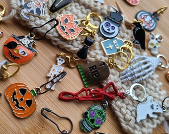 Mystery Stitch Marker Pack, Halloween  | Halloween Progress Keeper | Spooky Needle Hugger /  Knitting notions | Halloween Stitch Marker