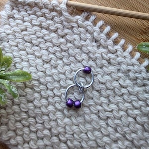 2 Row Stitch Marker Counter, Knitting gifts, Knitting accessories, silver tone rings