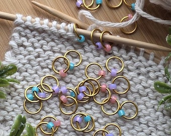 Snag free Stitch Markers "Spring Glamour" - Gold Rings, 2 row counter, raglan set knitting gifts, knitting accessories.
