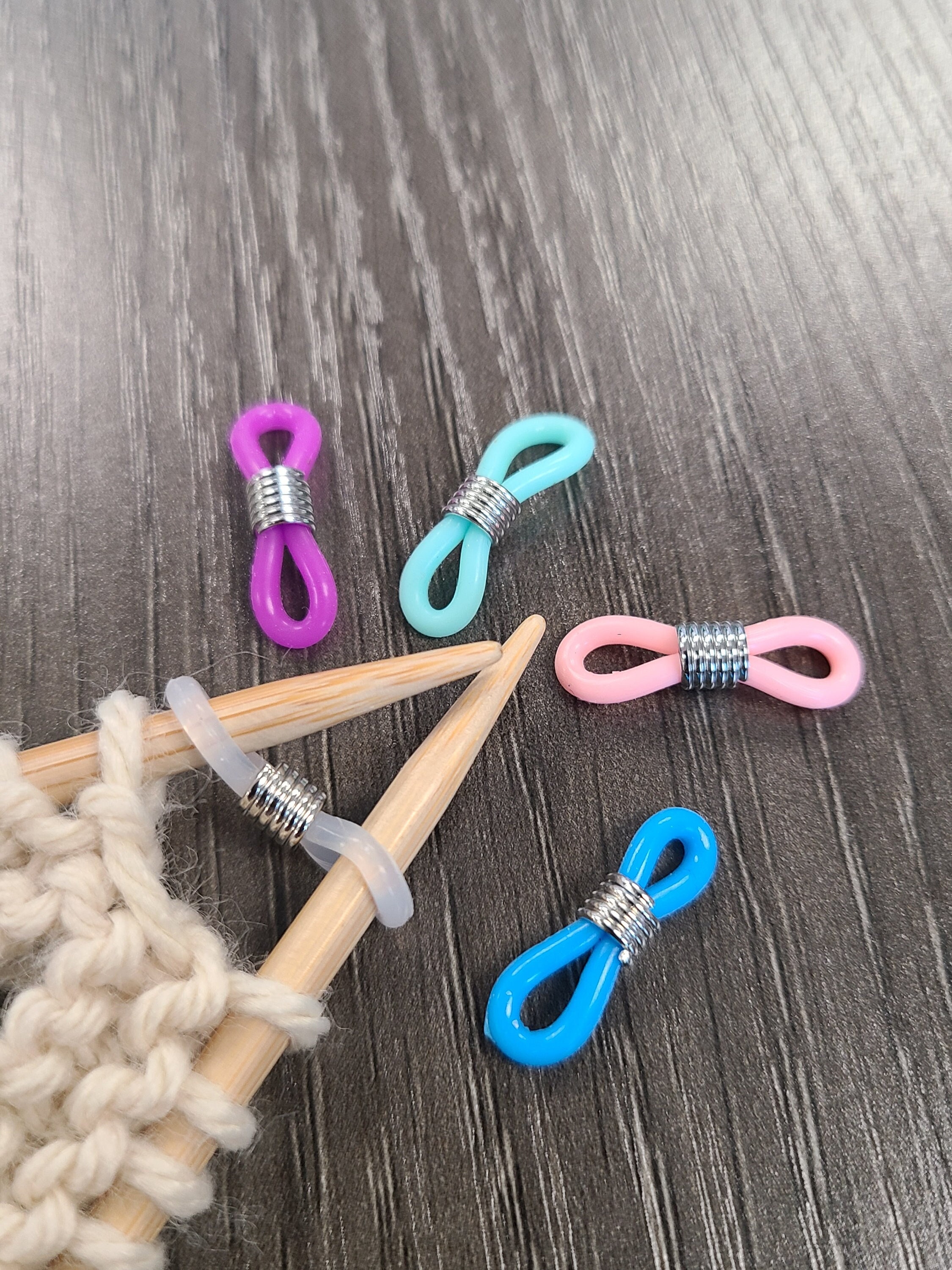 16 Pack Knitting Needle Stopper Knitting Needle Hugger Stitch Stopper  Needle Minder Knitting Accessories (Colors May Vary)