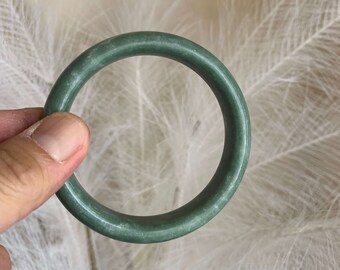 Magnifique bracelet bracelet en jade vert foncé apaisant Bonne chance Argent Bonne Fortune Joie Protection du mal Grand cadeau pour elle 64 65 mm
