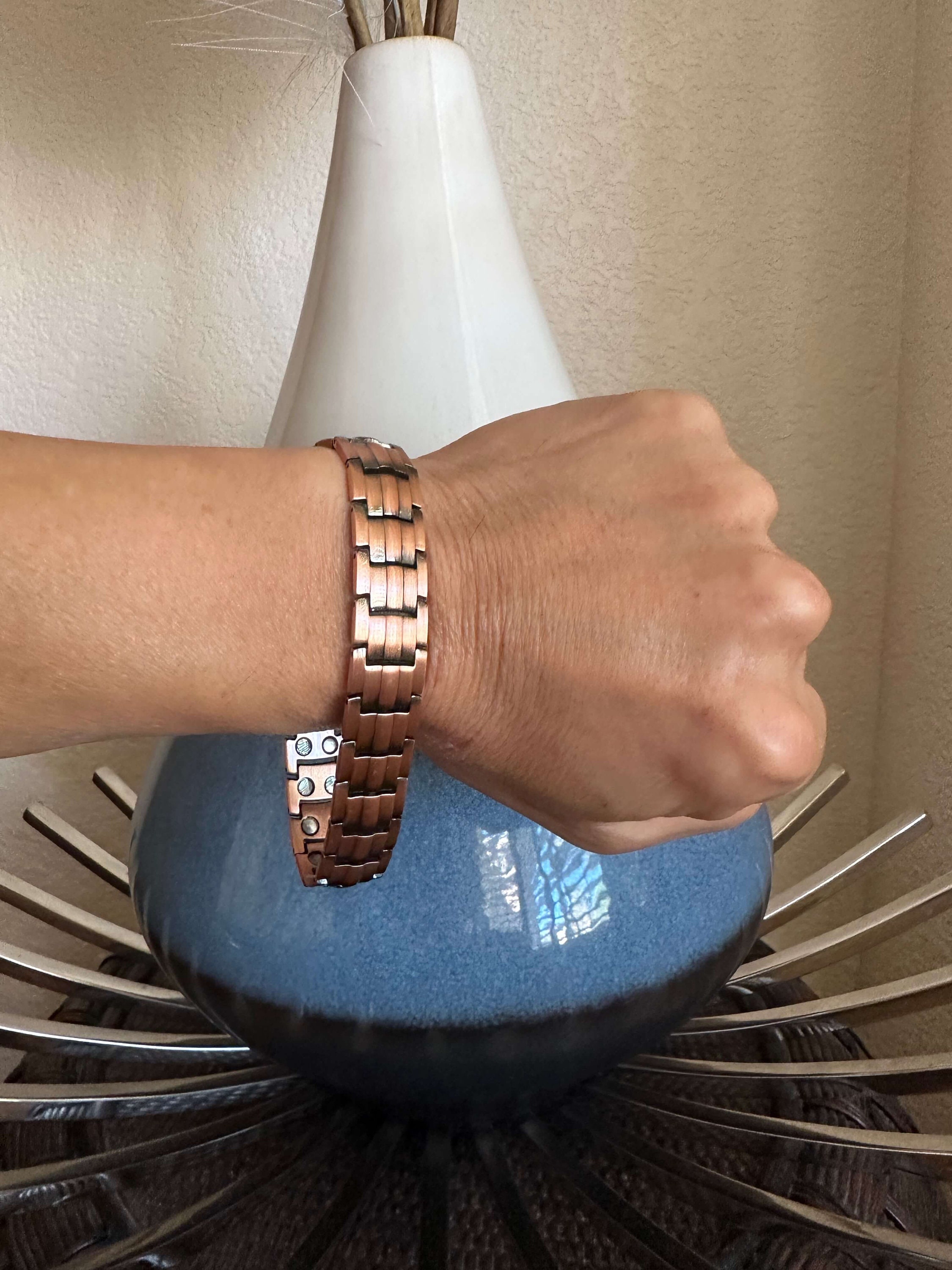 Beautiful Solid Copper Magnetic Bracelet Men Women 591 elements restore balance renew energy power enhance Calm Joy great Gift for her him