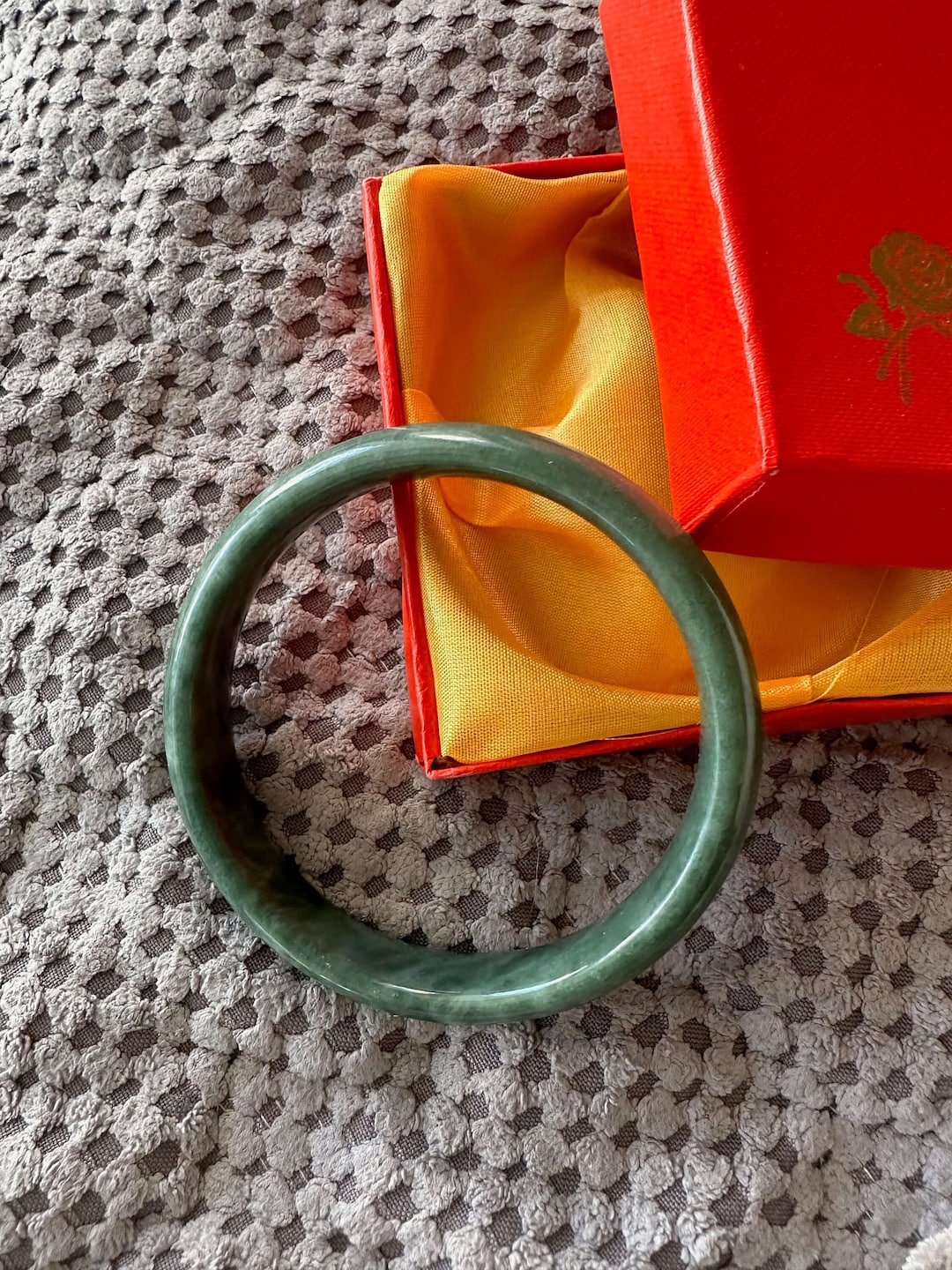 Stunning Dark Green Jade Bracelet Calming Happy Good Fortune Money Luck