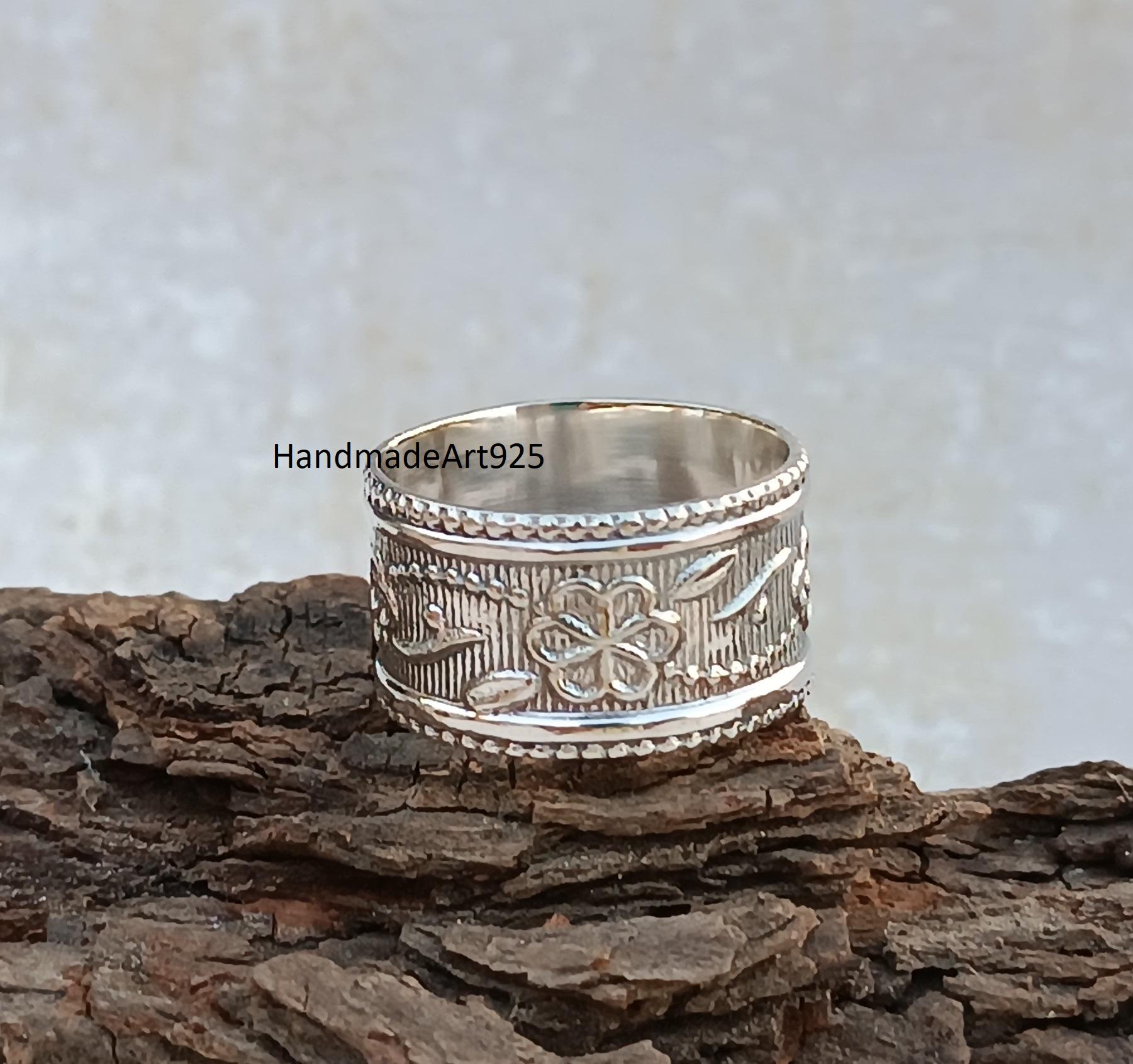 Bague nacre blanche de créateur