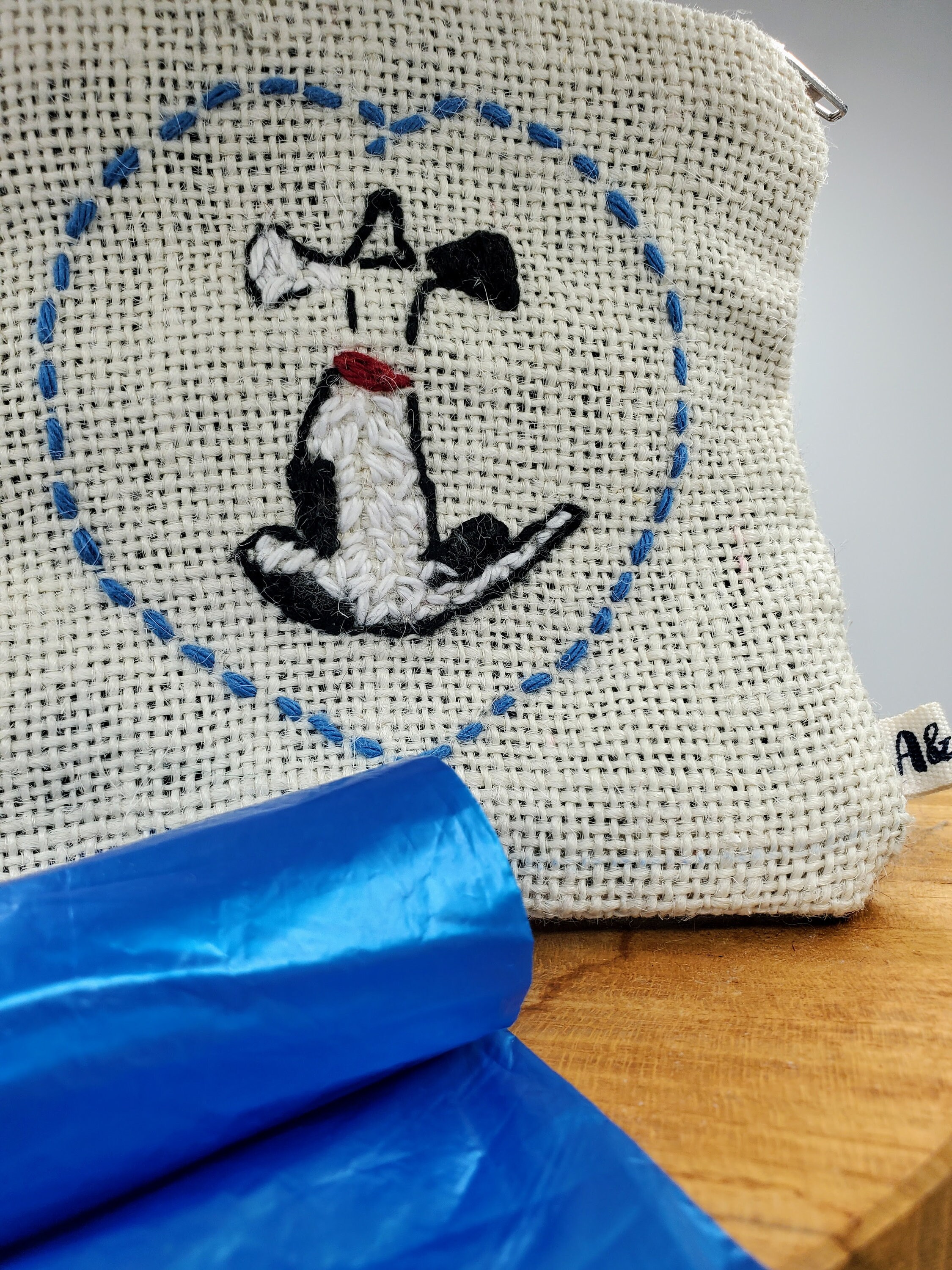 Poop Bag Brodé à La Main Pour Chien