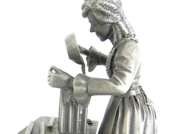 The CANDLEMAKER Franklin Mint Fine Pewter Figurine Colonial America Issued 1974