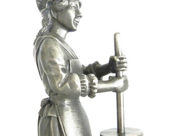 Butter Churner Franklin Mint Fine Pewter Figurine Colonial America Issued 1974