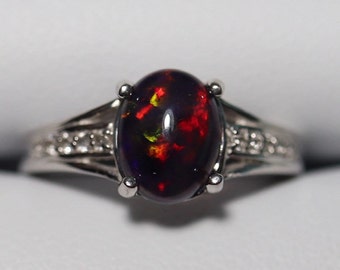 Anello in opale di fuoco nero, anello fatto a mano, anello vintage, anello di fidanzamento, anello in argento Sterling 925, anello di nozze in opale, regalo per lei.