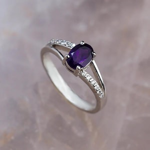 Blue Sapphire jewelry Ring, Oval Cut Ring, Sapphire Zircon Ring, Engagement Ring, September Birthstone Ring, 925 Sterling Silver, for Girl