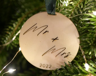 Ornement de Noël monsieur madame Mr and Mrs en bois décoration sapin mariage personnalisable