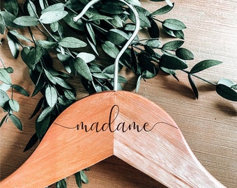 Engraved hanger - Mrs. Mr. Wedding