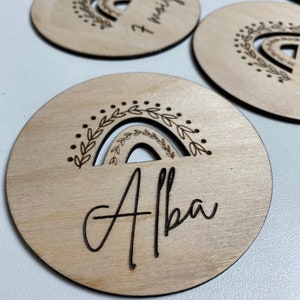 Carte étape 12 mois et prénom en bois arc en ciel floral image 2