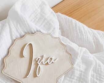 Carte étape 12 mois bébé et carte bienvenue prénom coquillage en bois et plexi