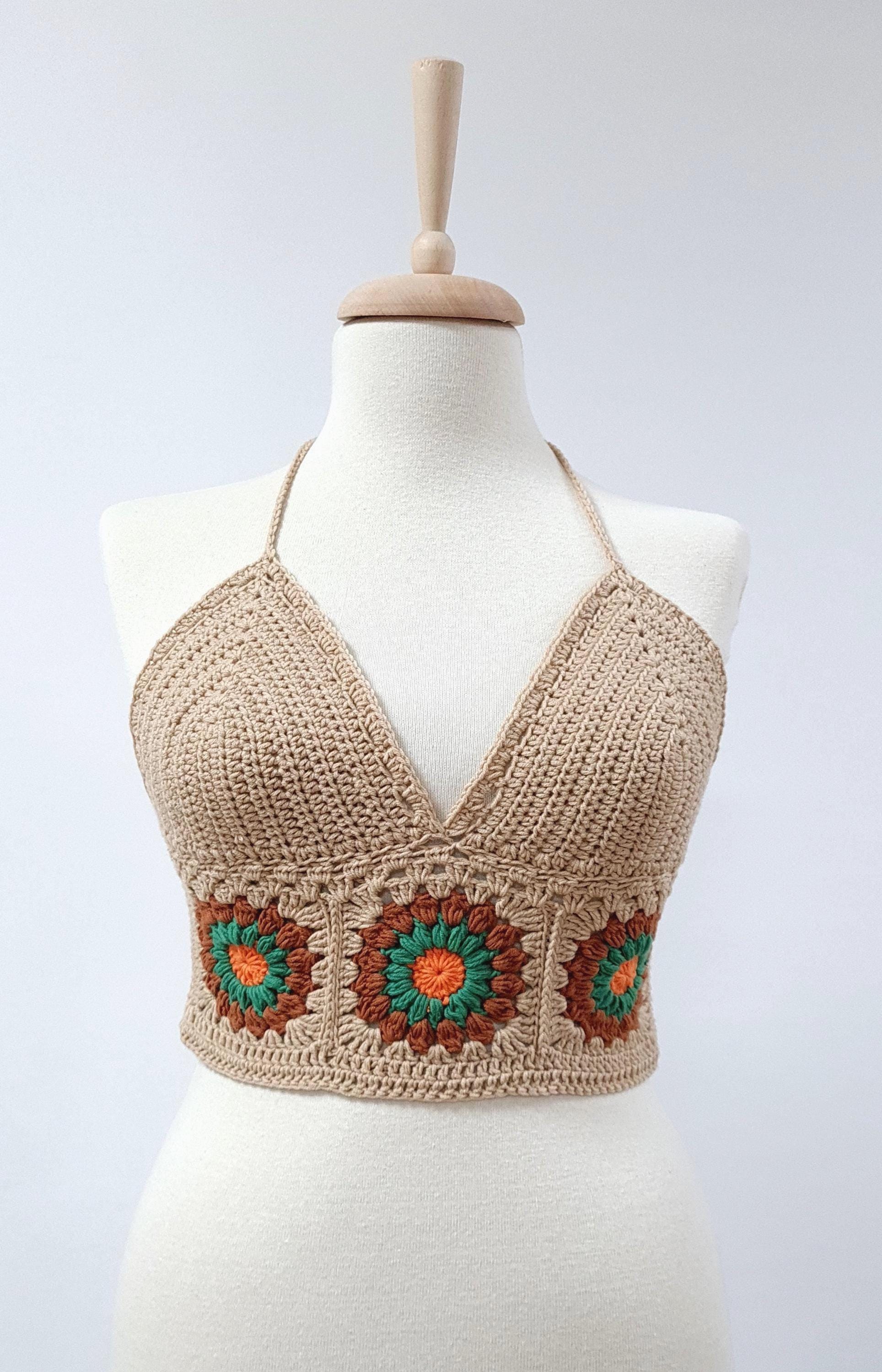 39 Bralette Crochet Patterns for Summer Layers, Gifts, and Handmade Style 21 Crochet Bralette Pattern Easy Flower Top