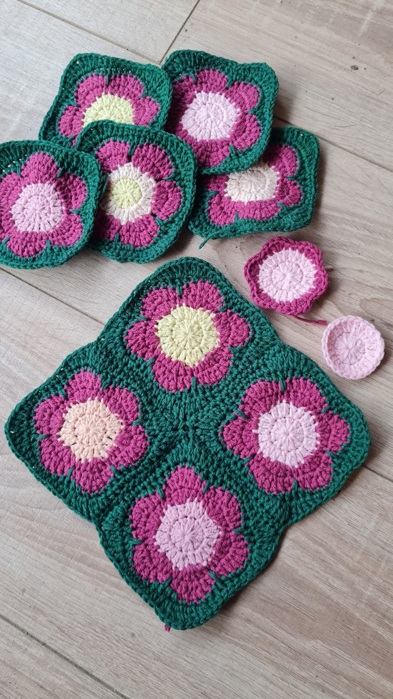 easy crochet flower square pattern