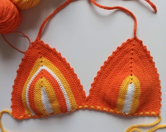 Gestricktes Bralette, Boho Badeanzug, gestricktes Bikinioberteil, gestricktes Strandoberteil, Strappy Bikini, Boho Bikinioberteil, Dreiecksbikini, Badeanzugoberteil