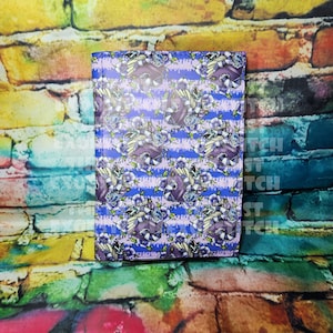 Bookworm Notepad Holder - Includes Notepad and Pen