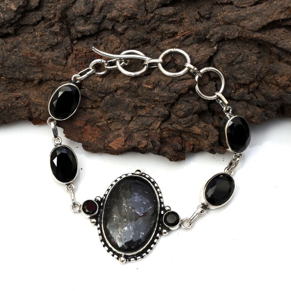 Nuummite & Spinel 925 Sterling Silver Bracelet - 7/8 Inches