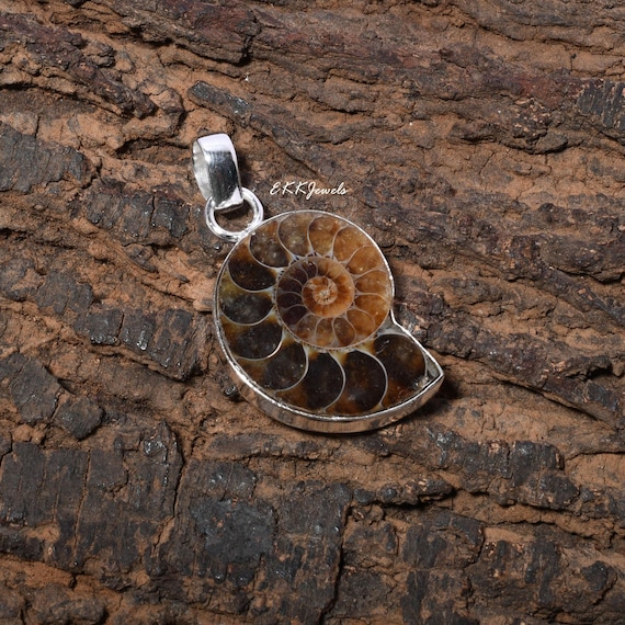 Ammonite Gemstone 925 Sterling Silver Pendant Necklace: Handmade
