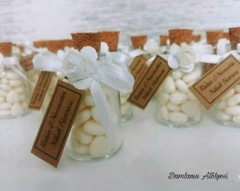 Faveur de mariage rustique personnalisée, bouteille de bonbons coeur, cadeau de douche nuptiale