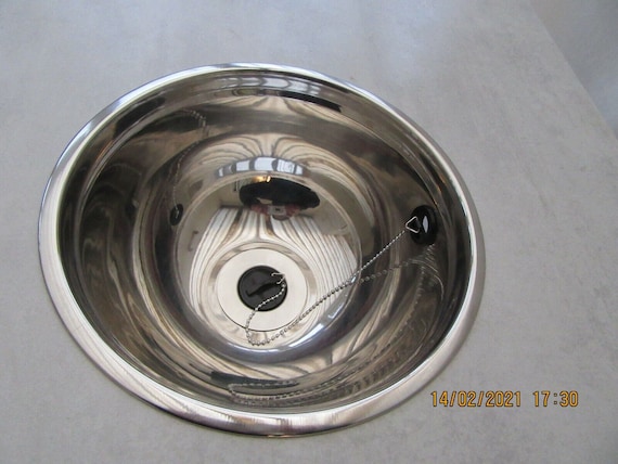 Vanlife Customs 101: Camper Van DIY Sink and Water System - Custom Van