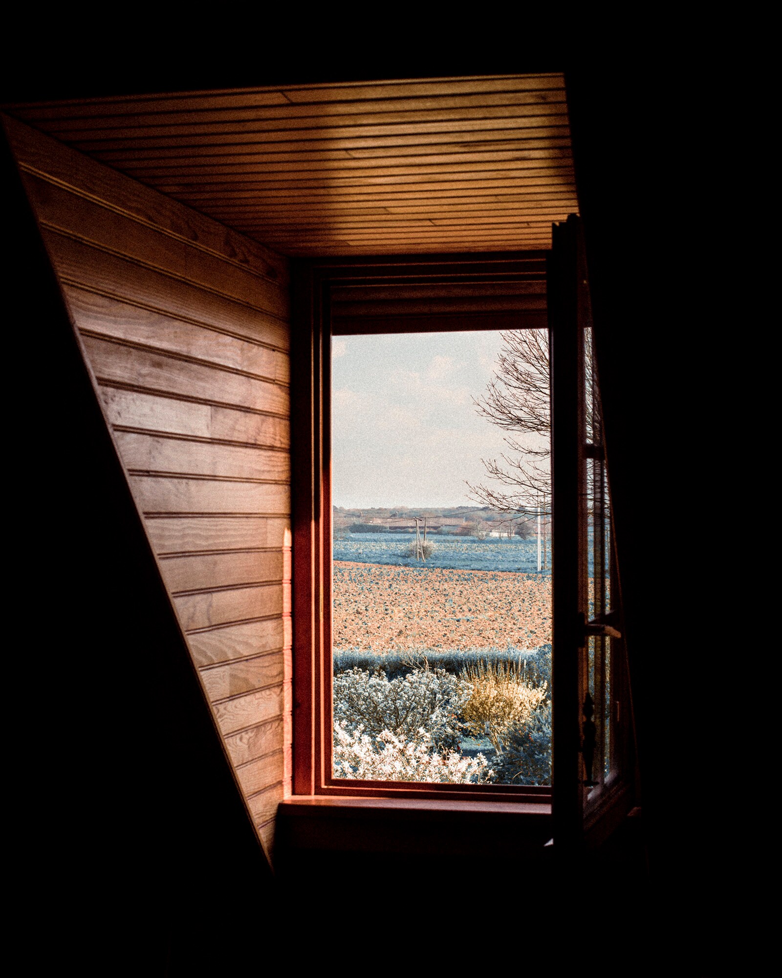 Fenêtre sur L'inconnu , Bretagne, France, Art, Cadre Bois, Caisse Américaine, Dibond