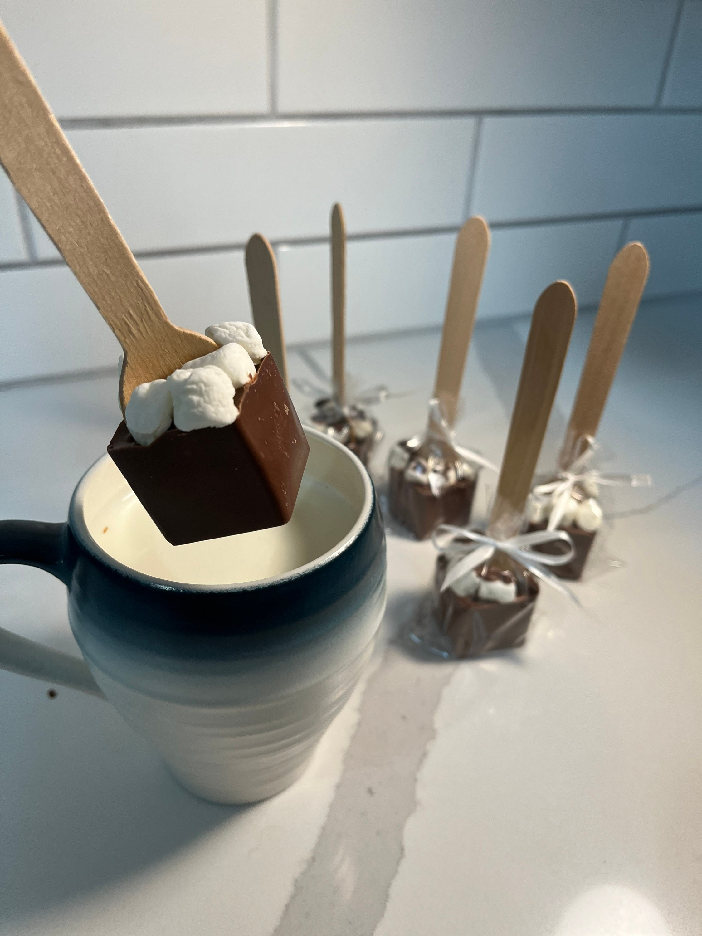 Chocolat lait et guimauve - Pop à chocolat chaud – Juliette & Chocolat