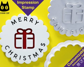 Timbre à biscuits joyeux Noël personnalisable avec boîte cadeau - Ajoutez votre nom ou votre message | Conception festonnée ou ronde | Lave-vaisselle