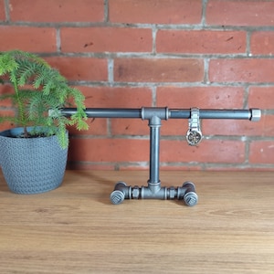 Soporte para relojes de tubo industrial, soporte para pulseras, base para paletas, soporte para joyas, accesorios para hombres Dock Loft, para relojes y joyas