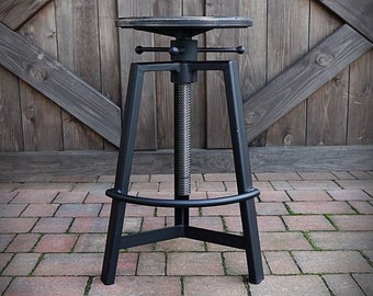 Industrial Steel Metal Bar Stool Chair, Leaving Room Loft Chair, Vintage Stool, Metal Bar Chair, Loft Stool, Loft Stool, Cast Iron Stool