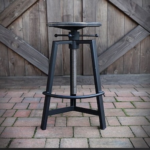 Industrial Steel Metal Bar Stool Chair, Leaving Room Loft Chair, Vintage Stool, Metal Bar Chair, Loft Stool, Loft Stool, Cast Iron Stool