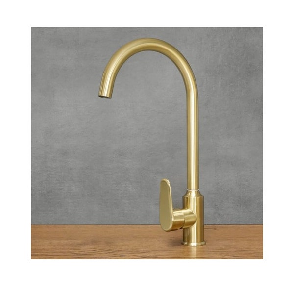 Antique Brass Kitchen Faucet, Kitchen Water Tap, Decorative Faucet, Faucet Hot Cold with Sprayer, 360 Rotatble Retro Faucet , Kitchen Vanity