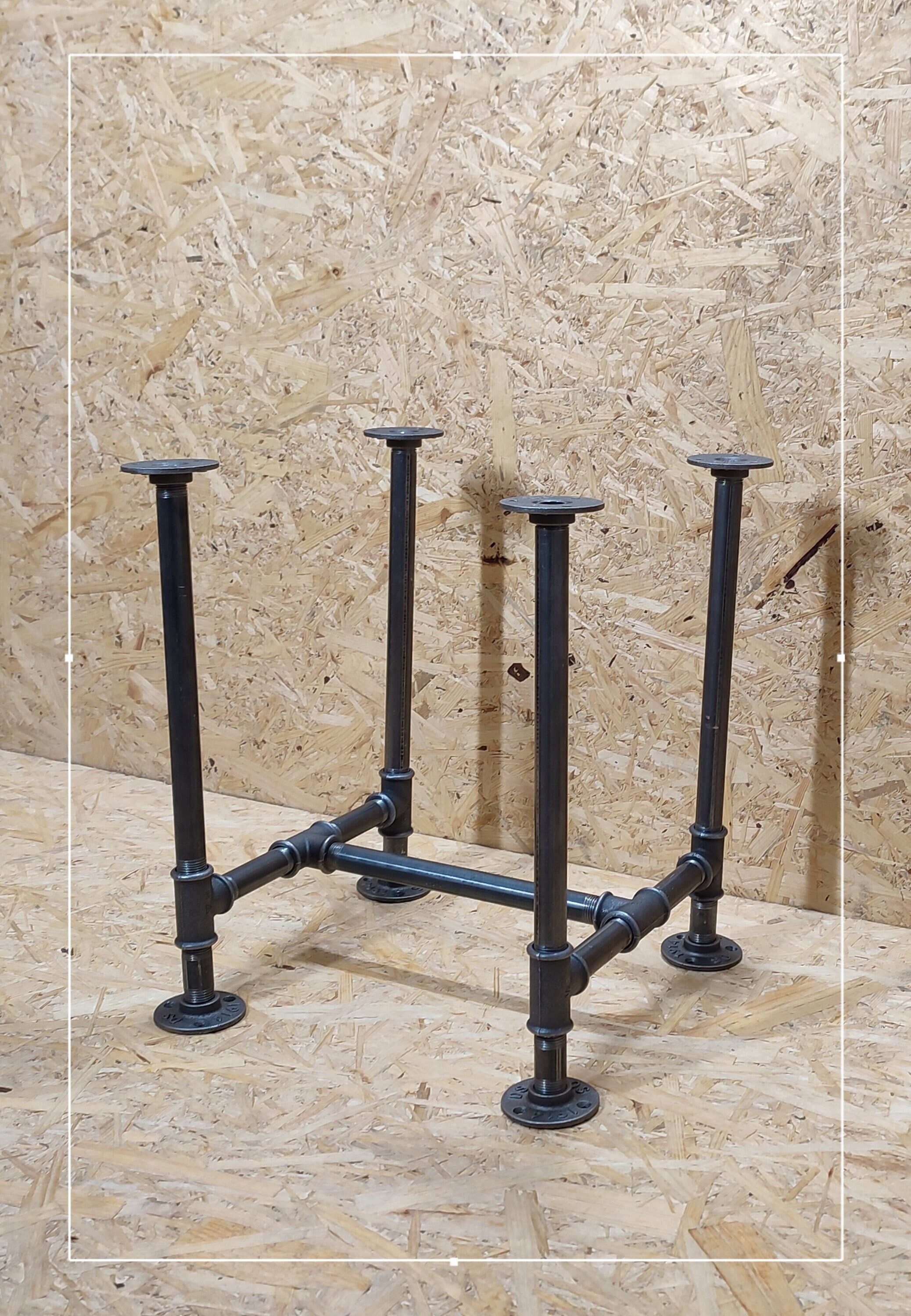 Photo inspiration: Industrial Coffee Table With Industrial Raw Steel Pipe Legs Photo Inspiration