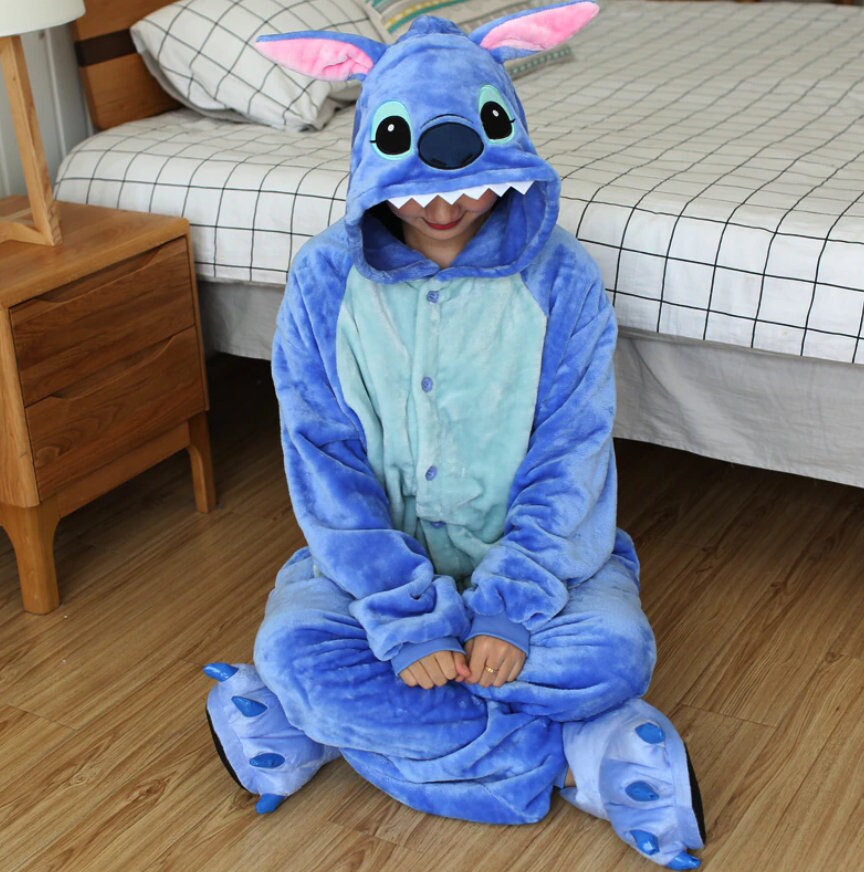 Stitch Adultes Animal Onesies Hiver Femmes Pyjama Combinaison Hommes Couple  Costume Cosplay Flanelle Dessin animé Vêtements de nuit Pyjama Homewear