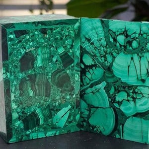 Grande scatola del tesoro in malachite: aiuta a gestire situazioni mutevoli