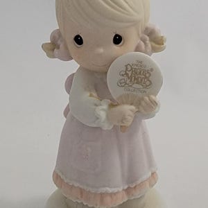 Vintage 1990 Precious Moments I am a Precious Moments Fan Limited Edition #523526, 5 1/2&quot; x 2 1/2